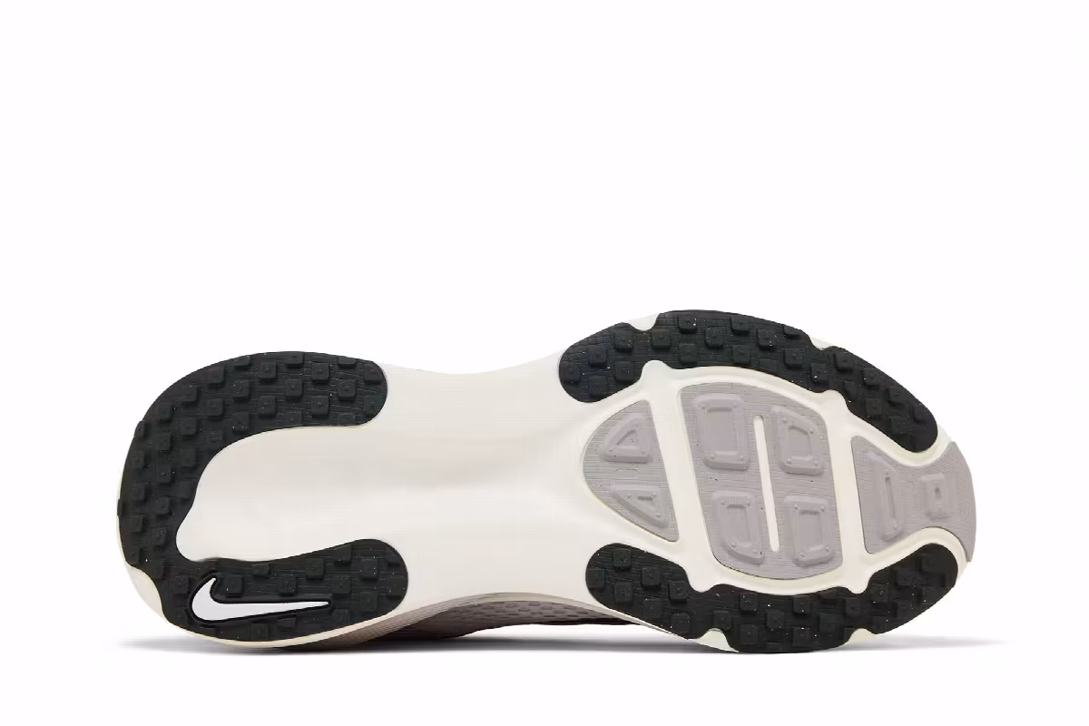 Nike Vomero 18 Run Pack, view 5