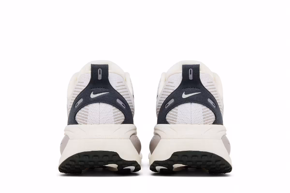 Nike Vomero 18 Run Pack, view 7