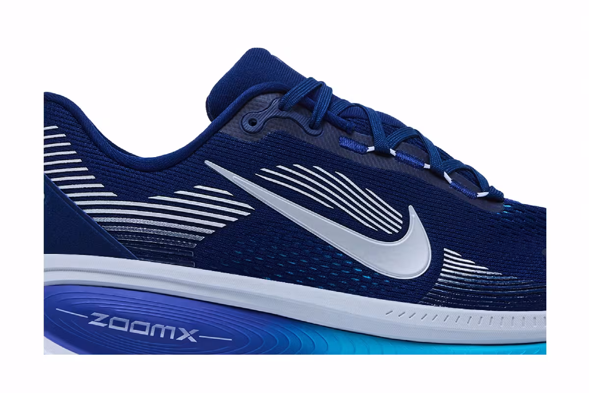Nike Vomero 18 Blue Void Metallic Silver, view 3