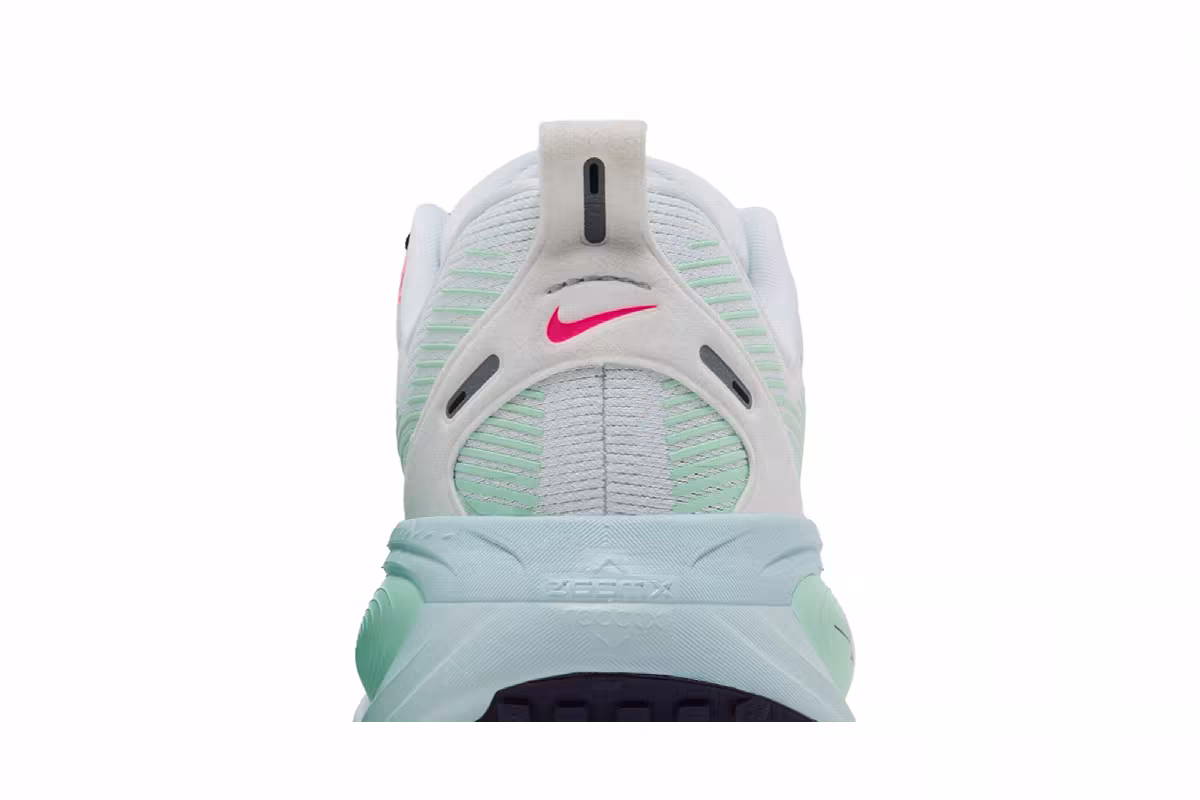 Nike Vomero 18 White Glacier Blue, view 8