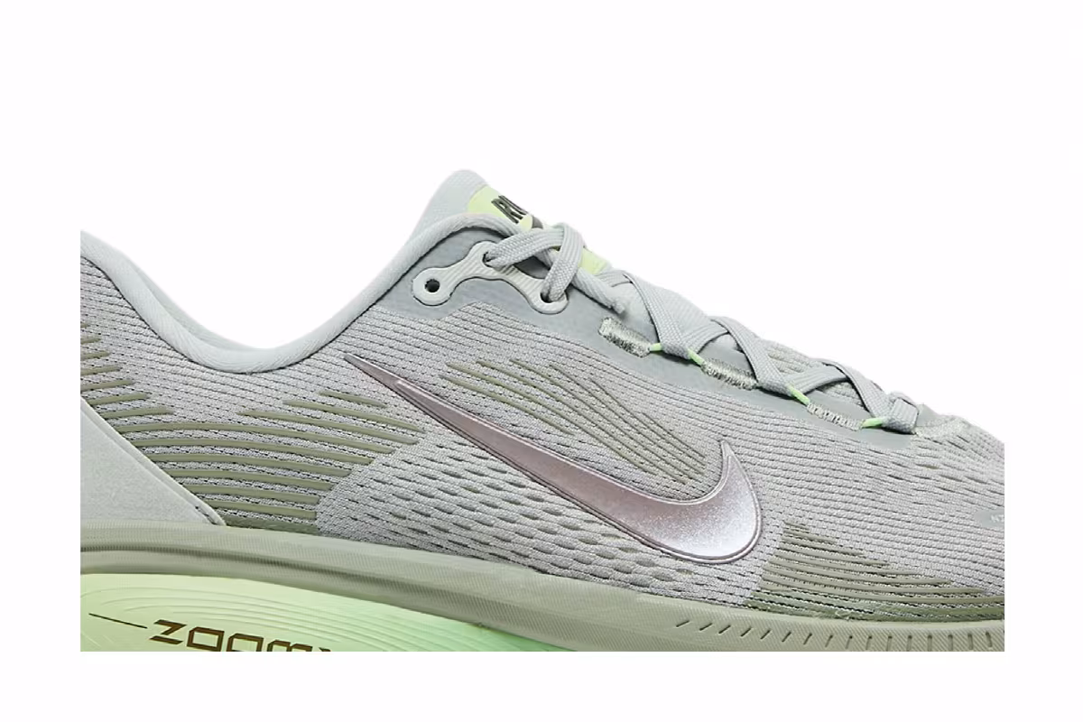 Nike Vomero 18 Dusty Olive, view 3