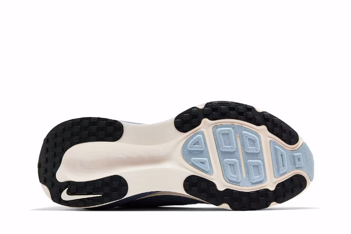 Nike Vomero 18 Ashen Slate, view 5