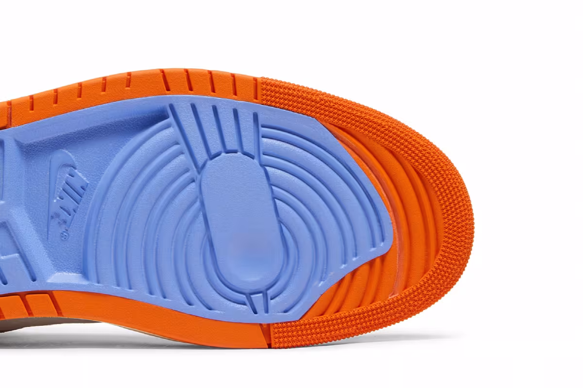 Air Jordan 1 High Zoom Comfort 2 Royal Pulse Alpha Orange, view 6