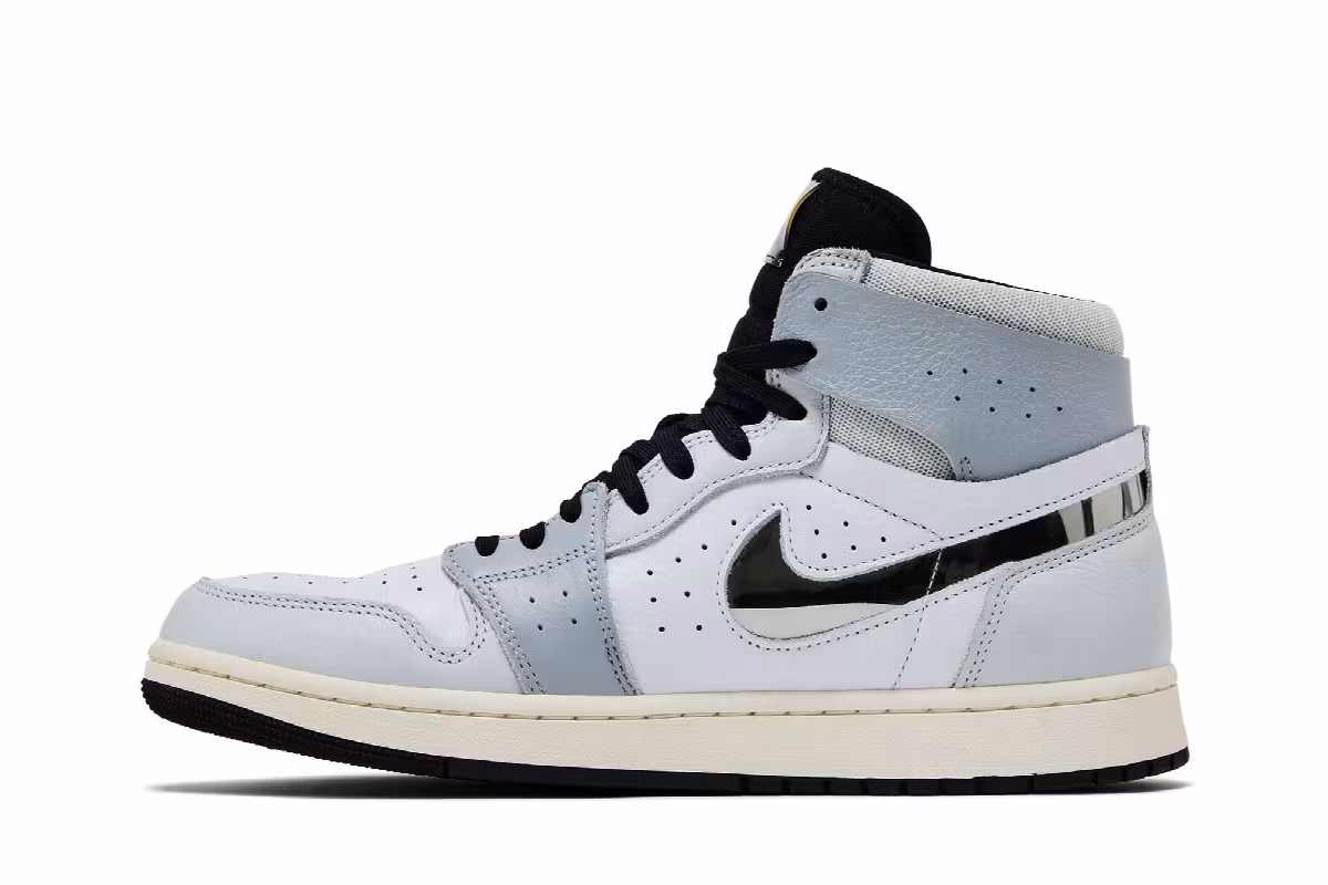 Women's Air Jordan 1 High Zoom Comfort 2 Chrome Swoosh, view 4