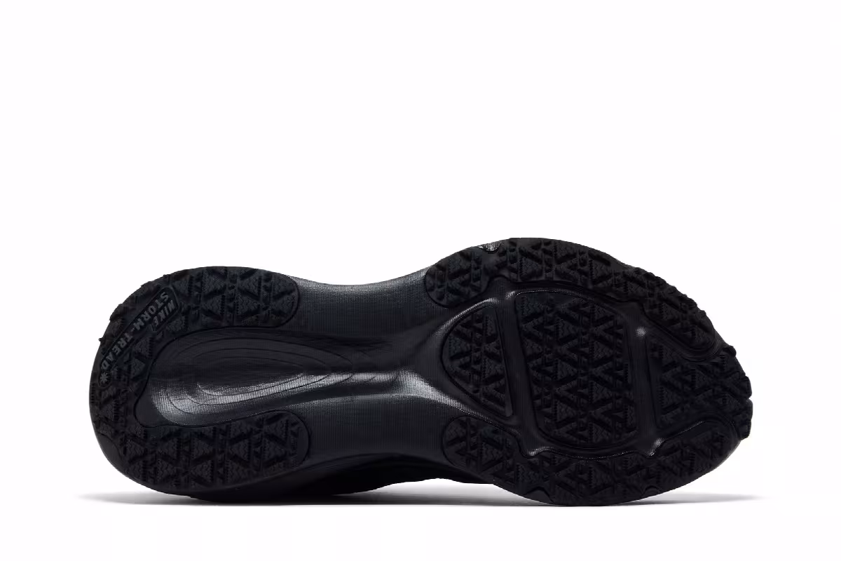 Nike Women's Vomero 18 GORE-TEX Black/Anthracite, view 5