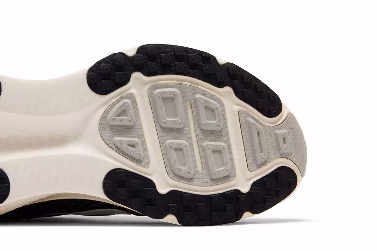 Nike Women's Vomero 18 Black Coconut Milk, view 6