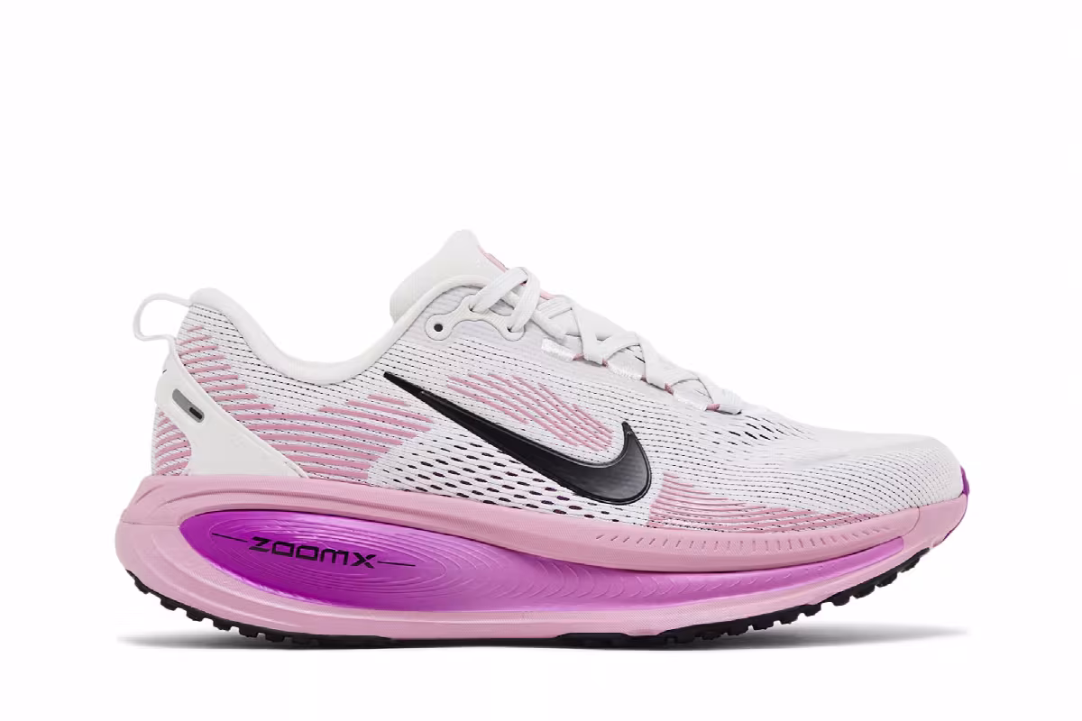 Nike Women's Vomero 18 Summit White Elemental Pink, view 2