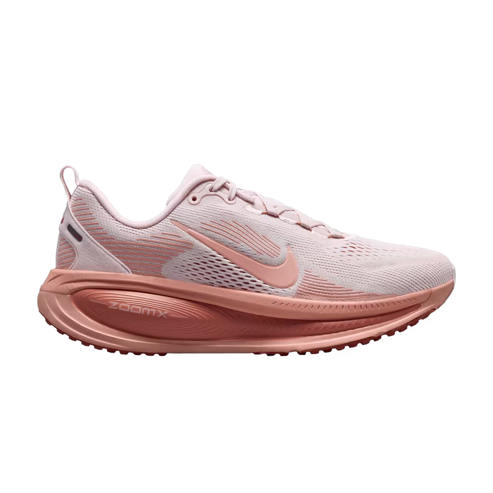 Nike Women's Vomero 18 Light Soft Pink