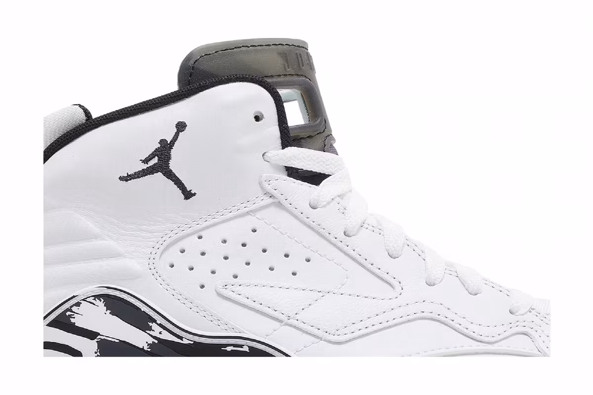 Air Jordan MVP White Black, view 3