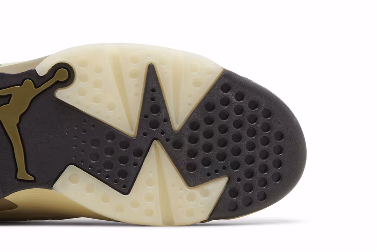 Air Jordan Women's Jordan MVP Team Gold, view 6