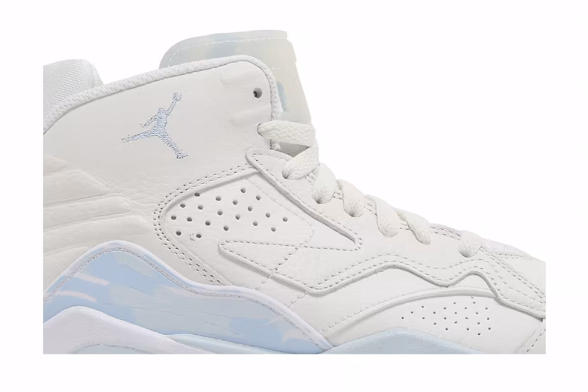 Air Jordan MVP GS Summit White Ice Blue, view 3