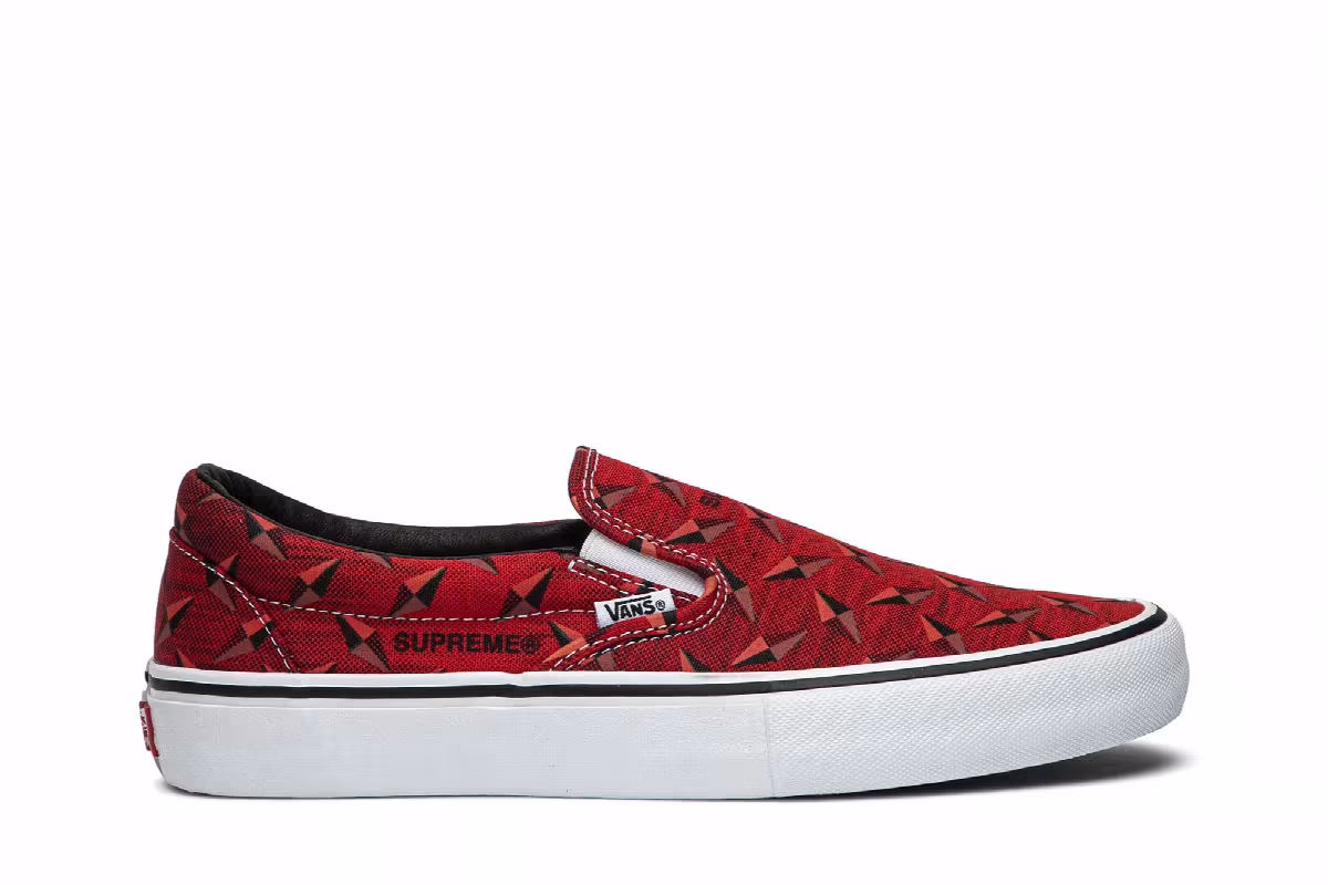 Vans Supreme x Classic Slip-On Pro Diamond Plate Red, view 2