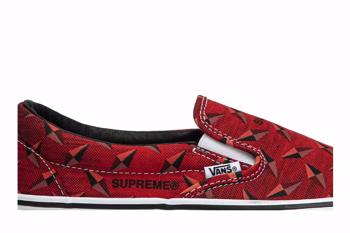 Vans Supreme x Classic Slip-On Pro Diamond Plate Red, view 3