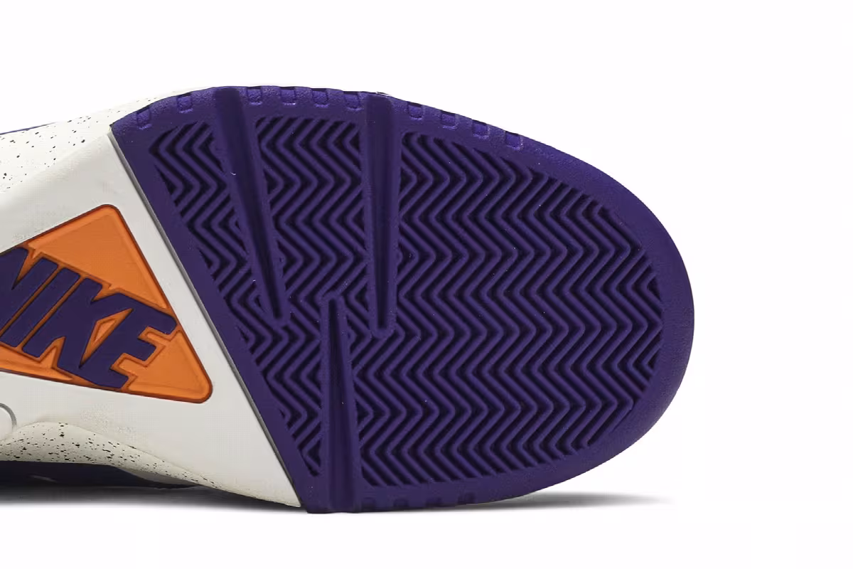 Nike Air Tech Challenge 3 Voltage Purple, view 6