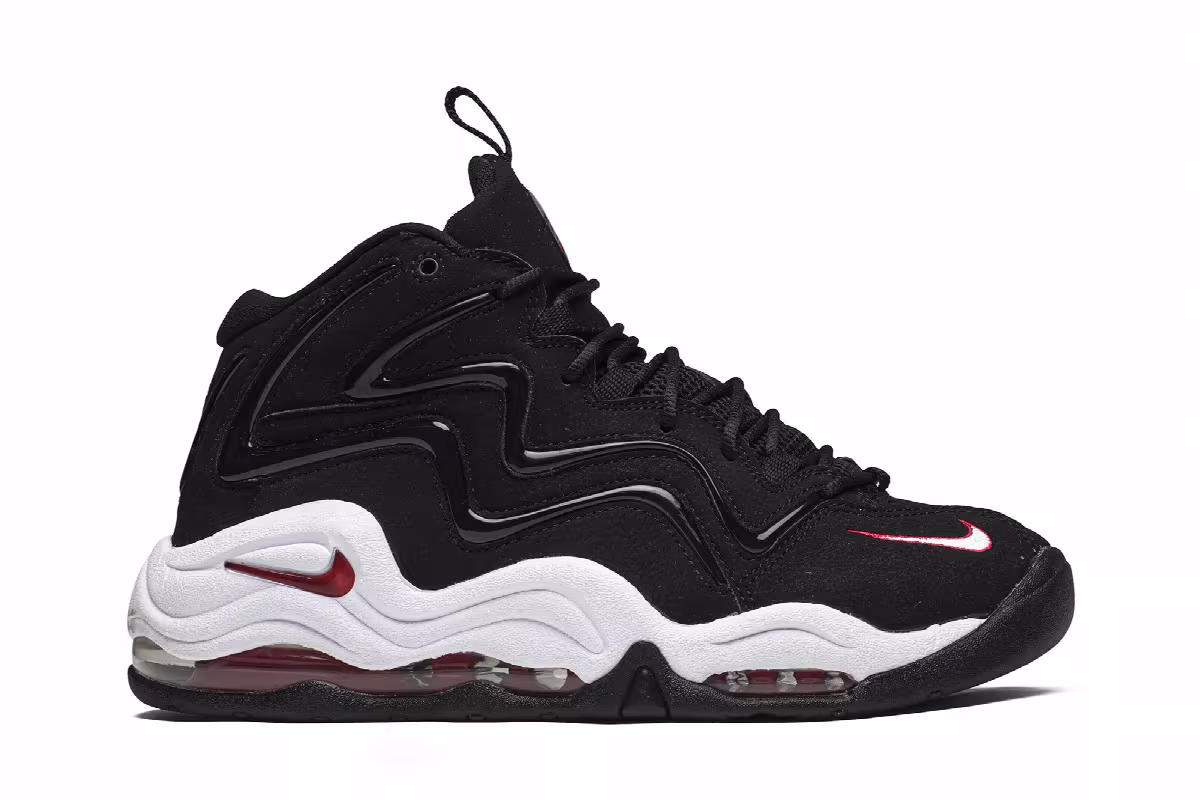 Nike Air Pippen Black Varsity Red 2008, view 2