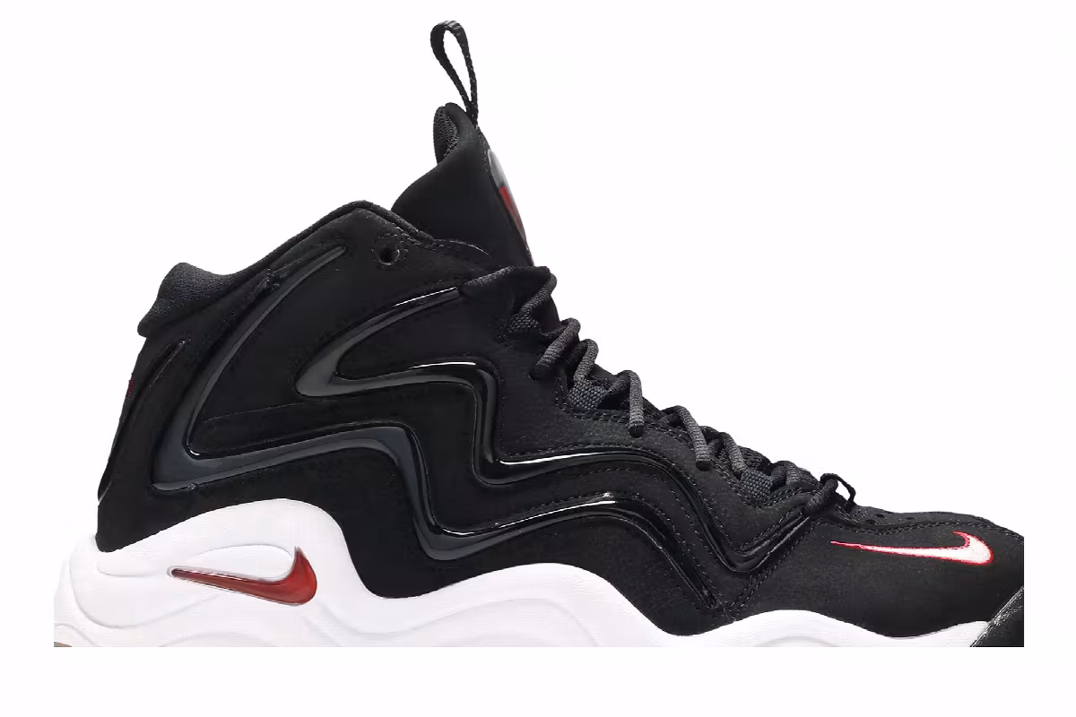 Nike Air Pippen Black Varsity Red 2015, view 3