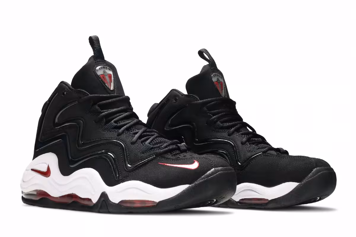 Nike Air Pippen Black Varsity Red 2015, view 9