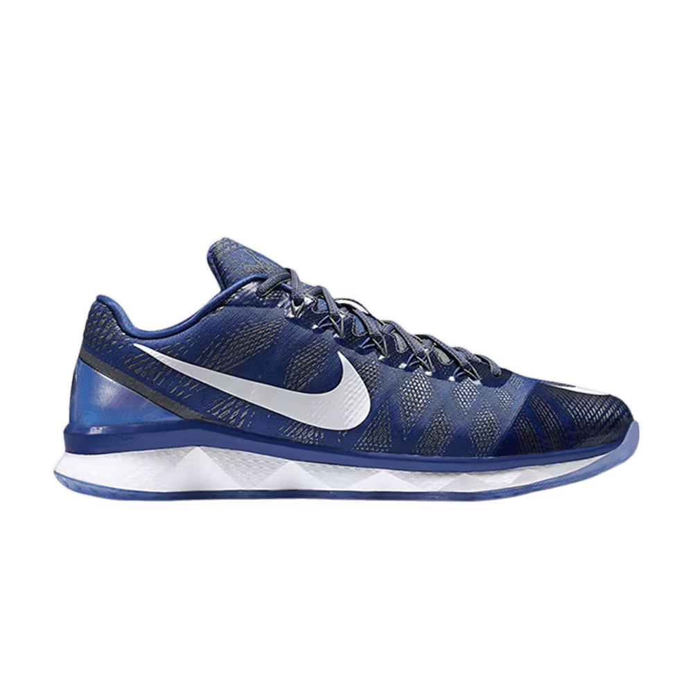 Nike CJ3 Trainer Lions