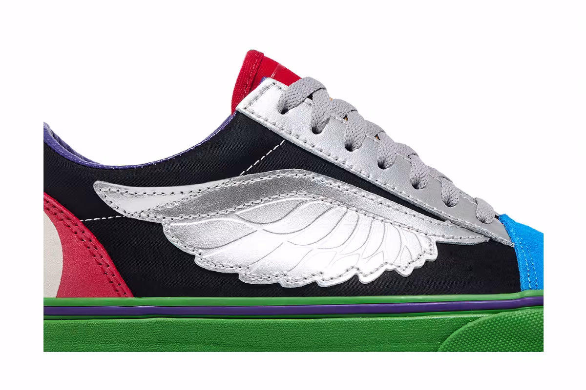 Marvel x Vans Old Skool Avengers, view 3