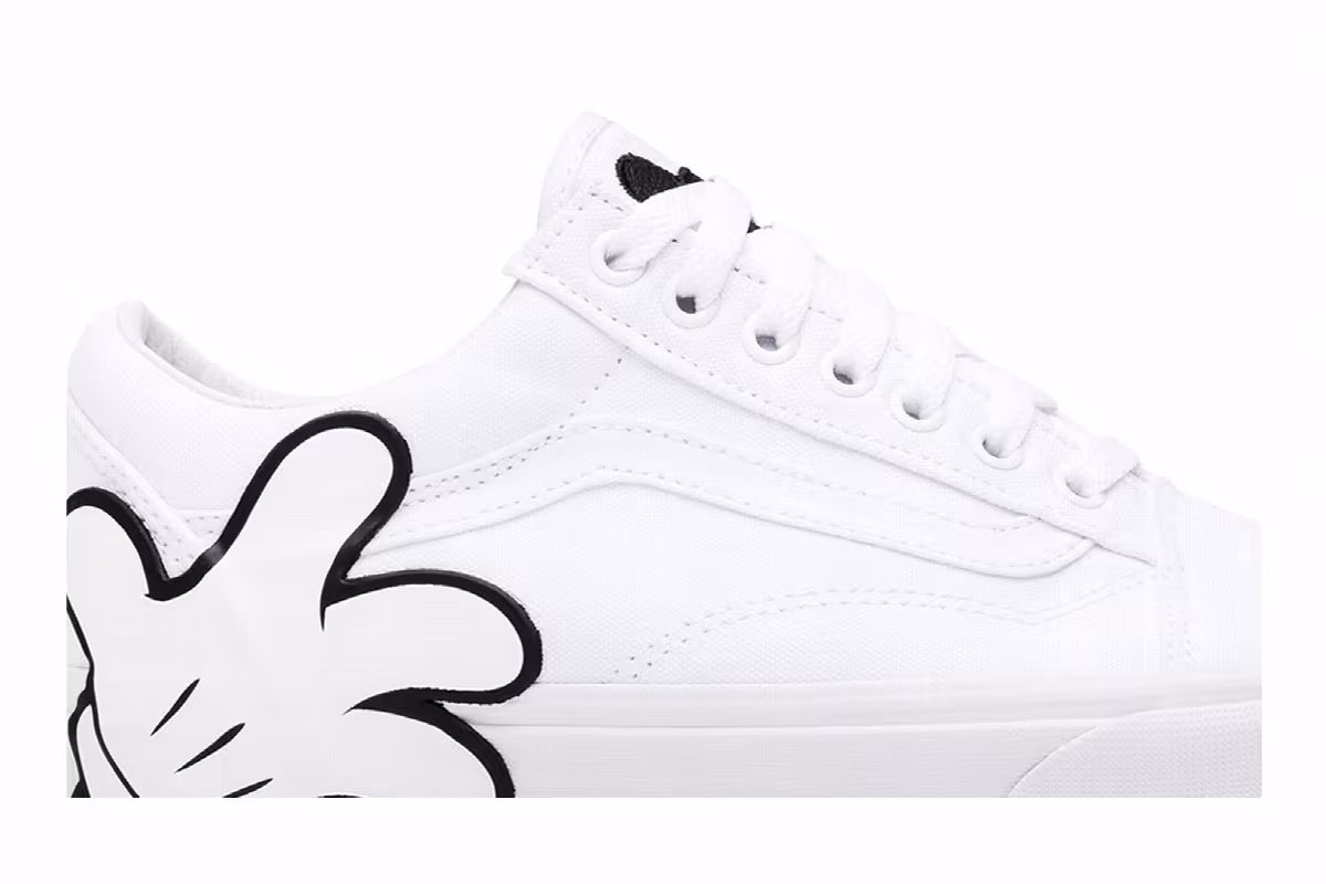 Disney x Vans Old Skool Mickey, view 3