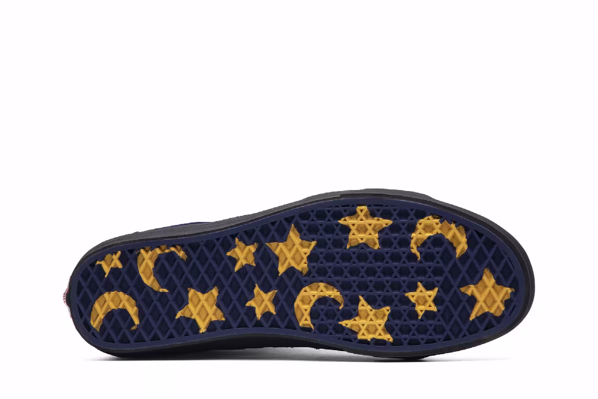 Disney x Vans Sk8-Hi Sorcerer's Apprentice, view 5