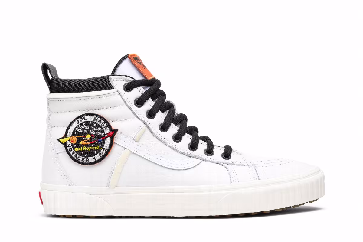 NASA x Vans Sk8-Hi 46 MTE DX Space Voyager, view 2
