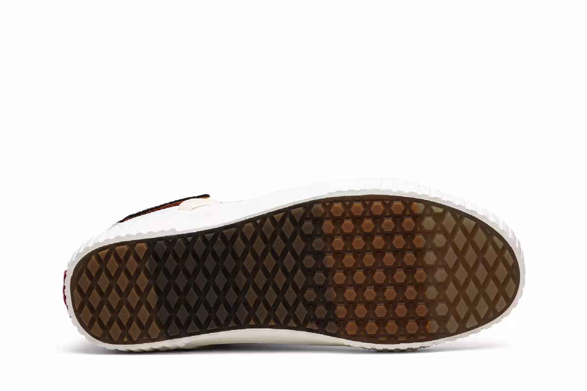 NASA x Vans Sk8-Hi 46 MTE DX Space Voyager, view 5
