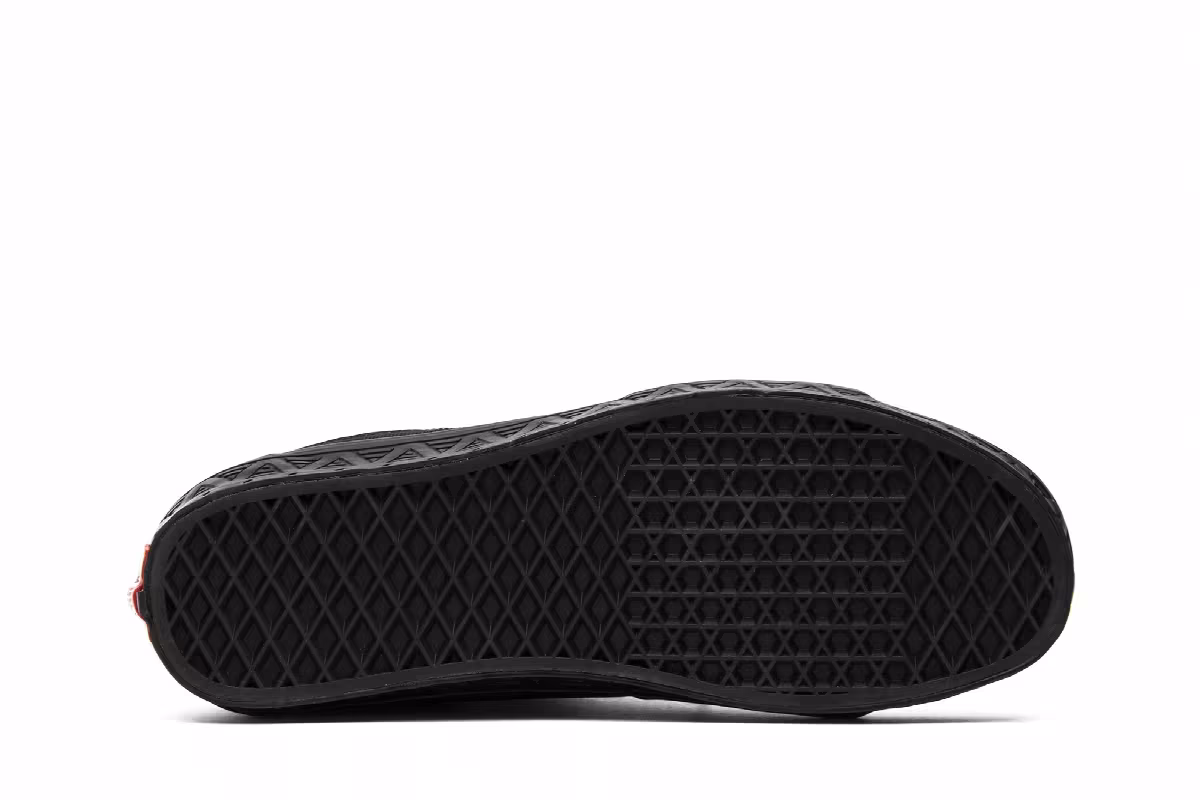 Marvel x Vans SK8-HI Black Panther, view 5