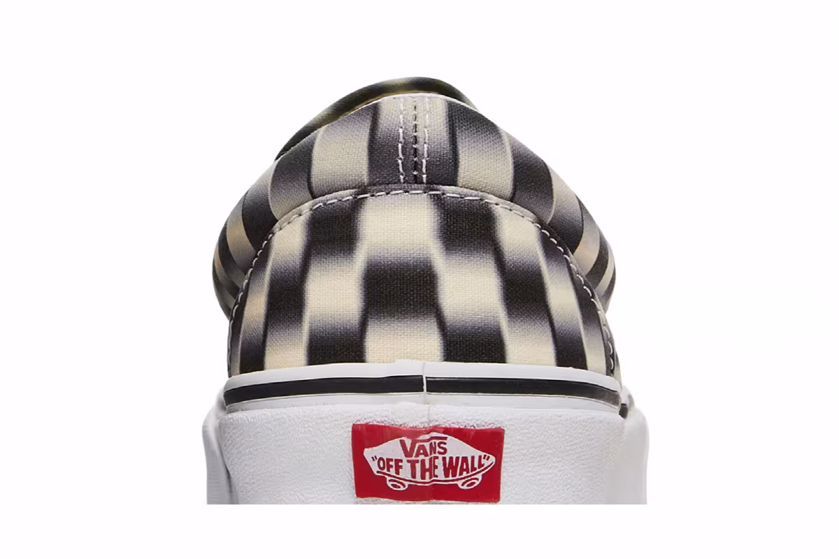Vans Classic Slip-On Blur Check, view 8