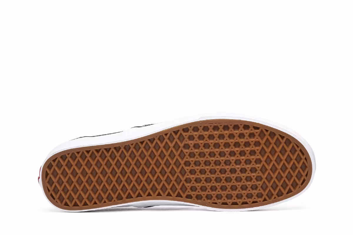 Disney x Vans Slip-On Mickey & Minnie, view 5
