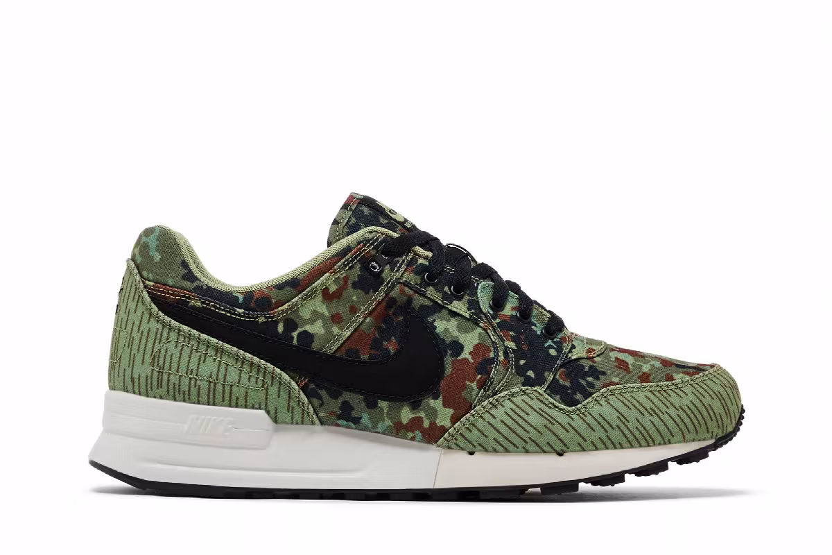 Nike Air Pegasus 89 German Reunification, view 2