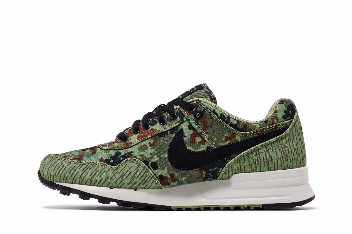 Nike Air Pegasus 89 German Reunification, view 4