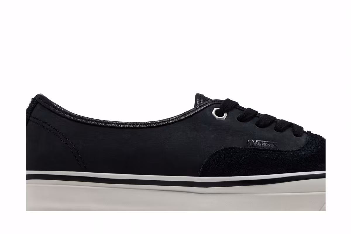Vans Vants Otw Authentic 44 Vibram Black White, view 3