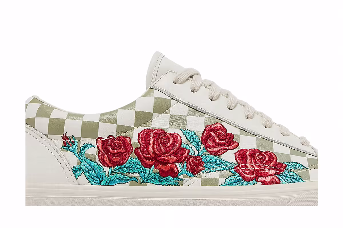 Vans Old Skool DX Rose Embroidery, view 3