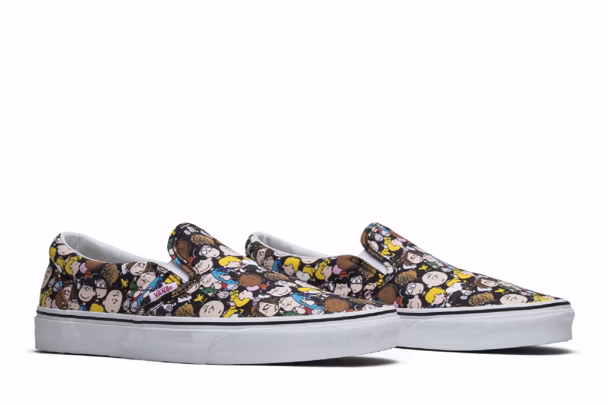 Peanuts x Vans Classic Slip-On The Gang, view 9