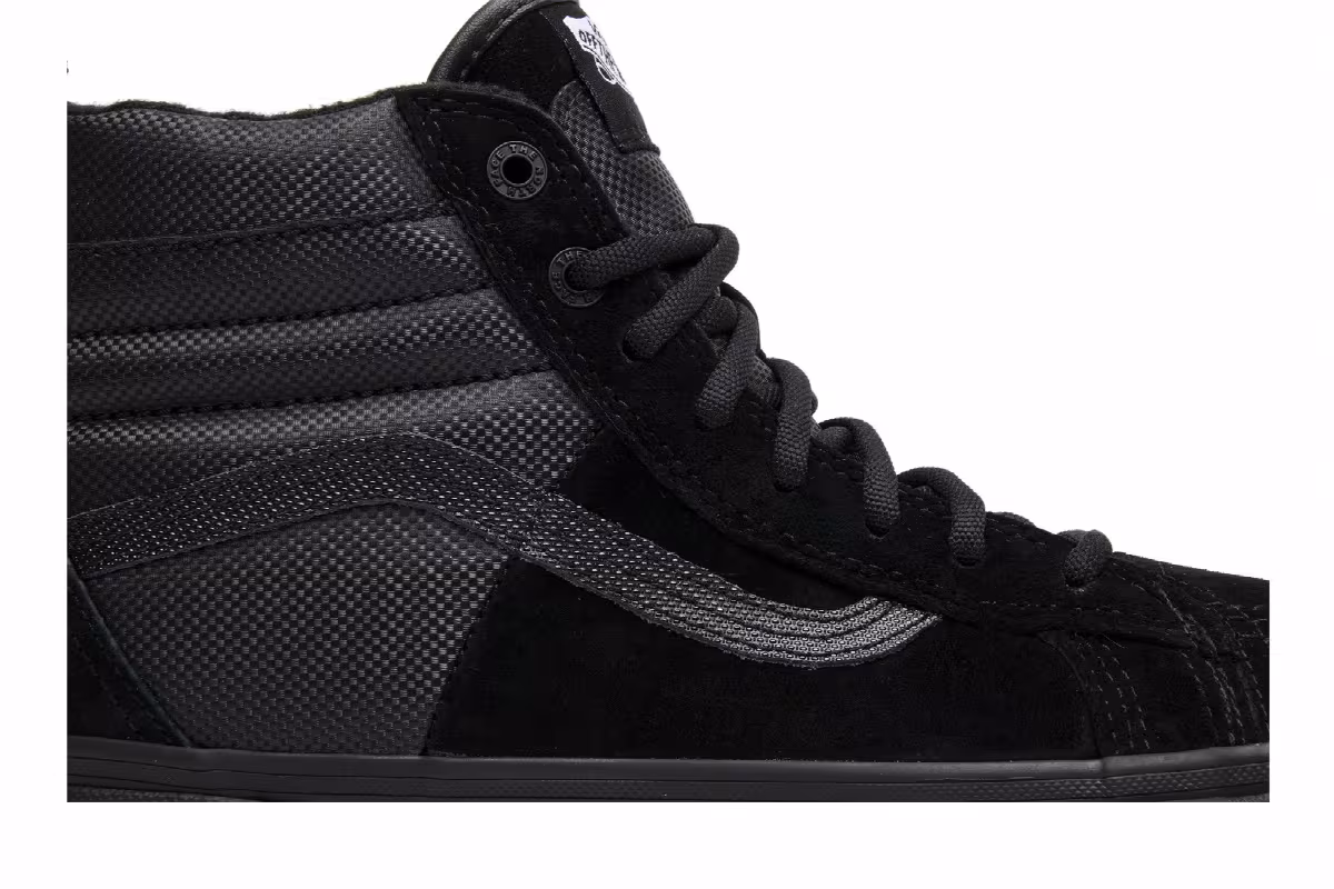The North Face x Vans Sk8-Hi 46 MTE DX Black, view 3