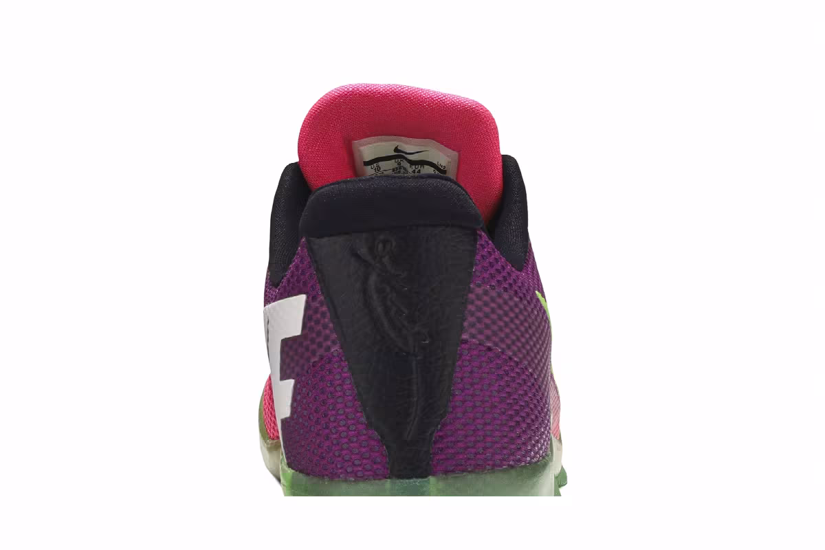 Nike Kobe 11 Mambacurial, view 8