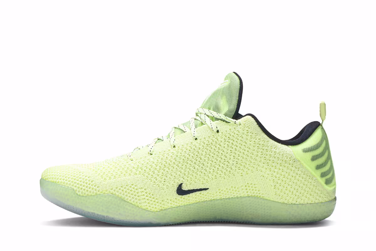 Nike Kobe 11 Elite Low 4KB Ghost of Christmas Past, view 4
