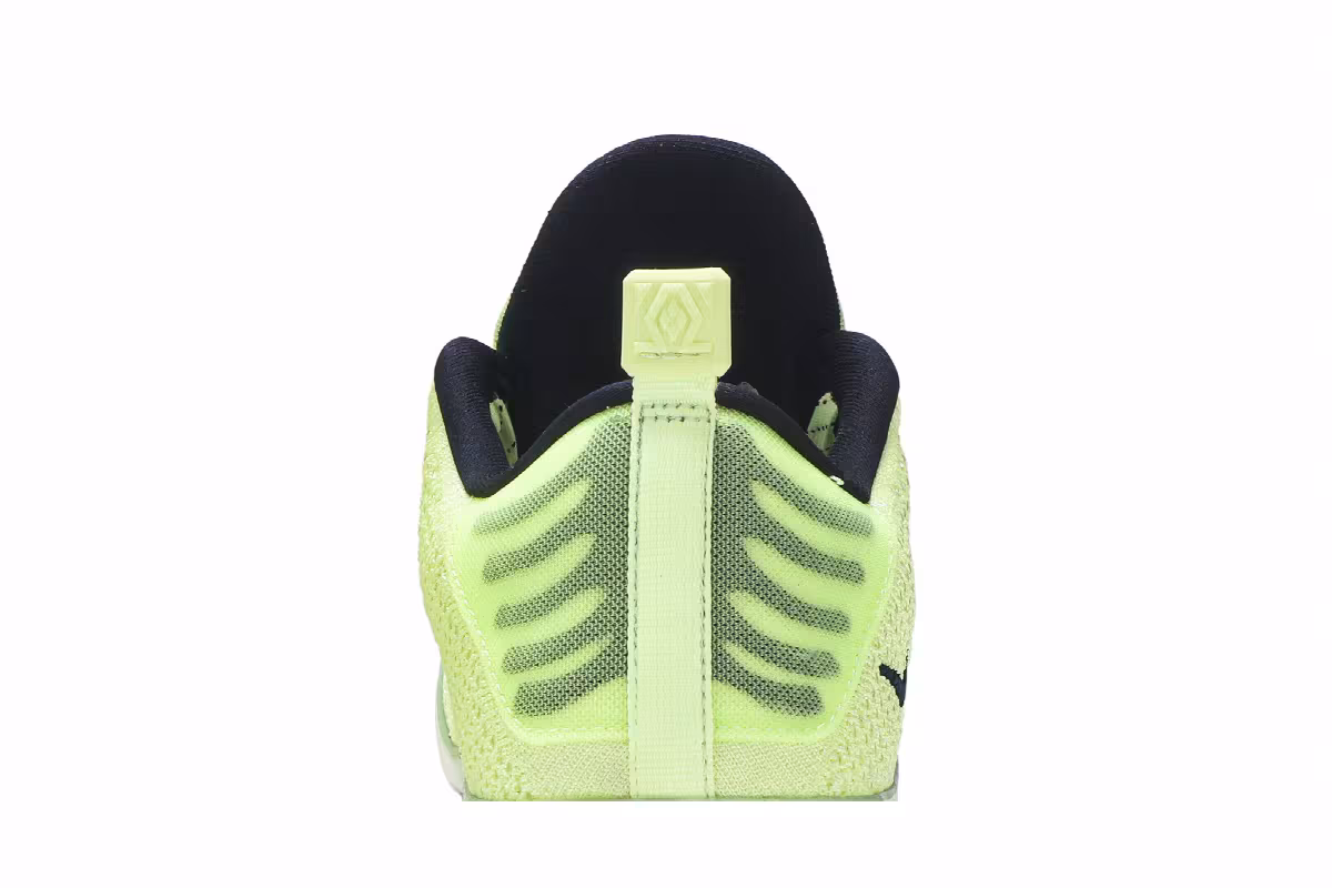 Nike Kobe 11 Elite Low 4KB Ghost of Christmas Past, view 8