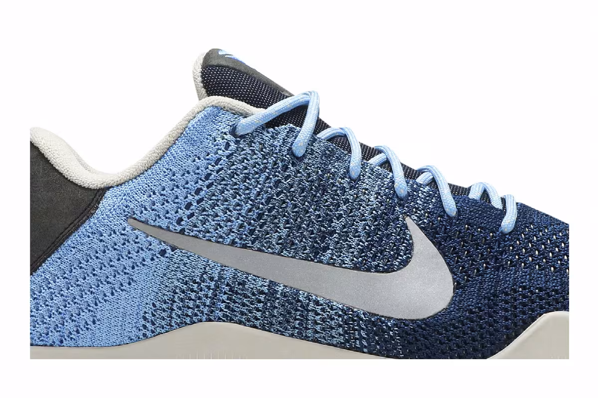 Nike Kobe 11 Elite Low Brave Blue, view 3