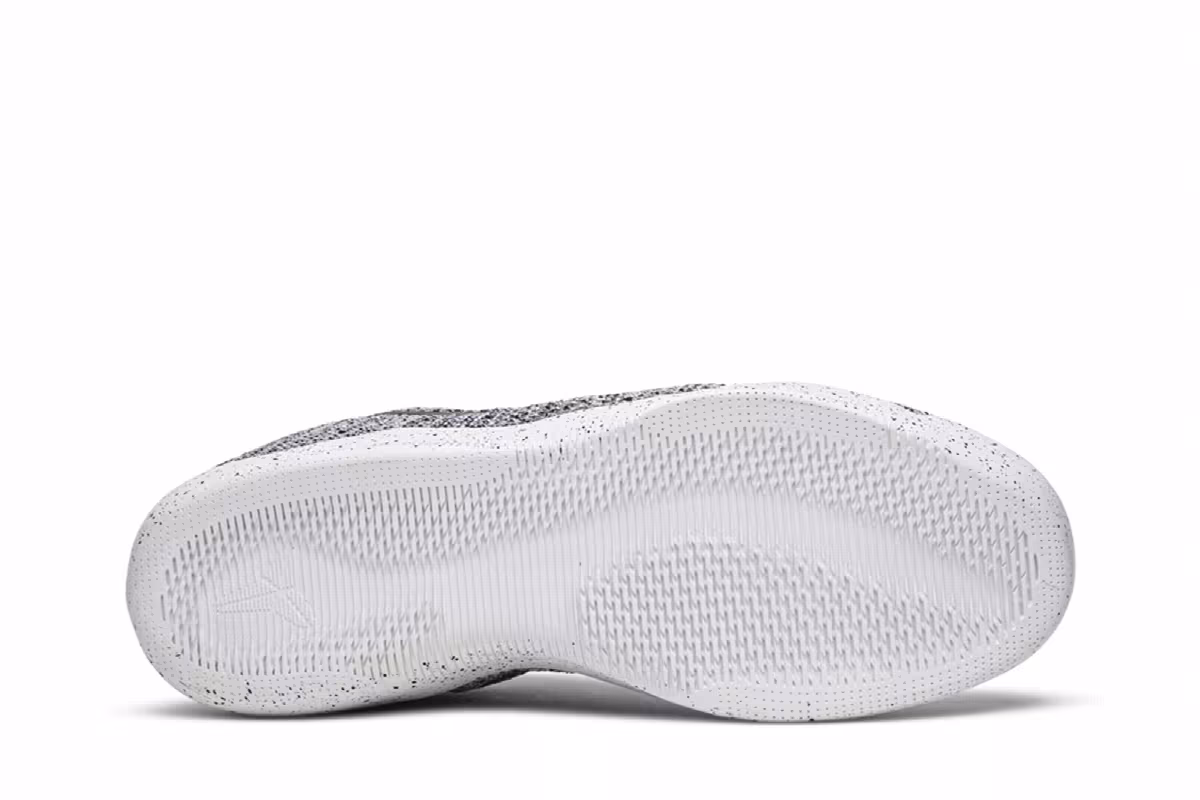 Nike Kobe 11 Elite Low Oreo, view 5