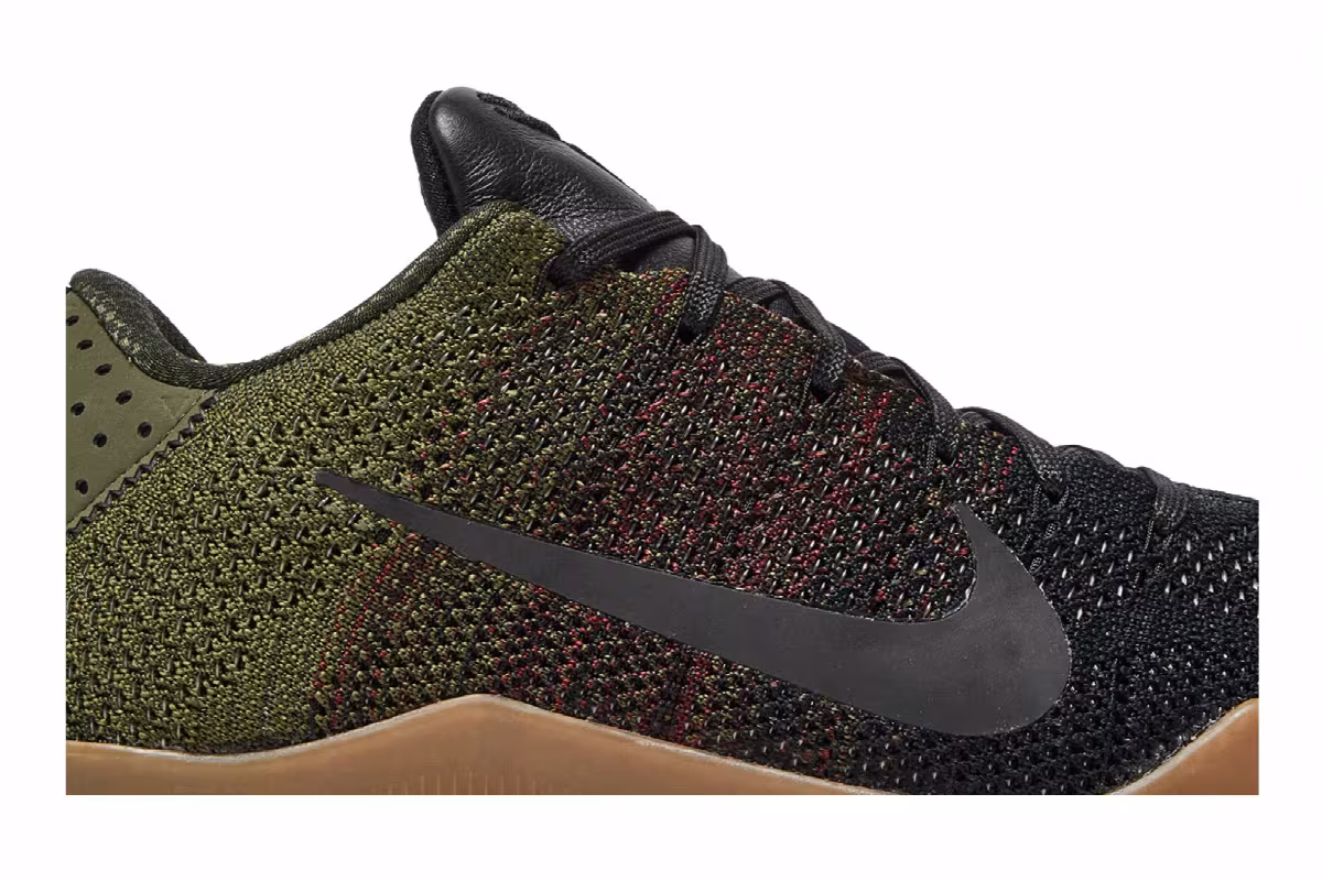 Nike Kobe 11 Elite Low 4KB Black Horse, view 3