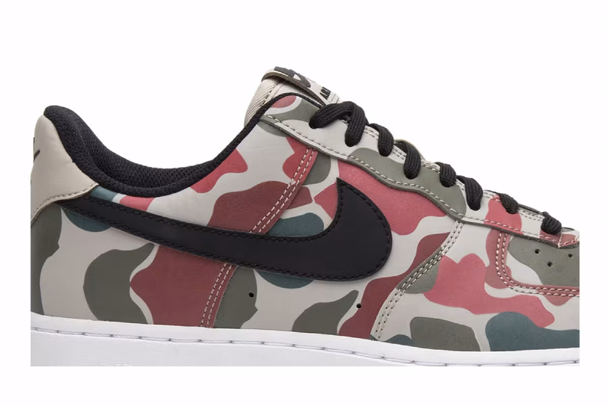 Nike Air Force 1 Low Reflective Camo, view 3