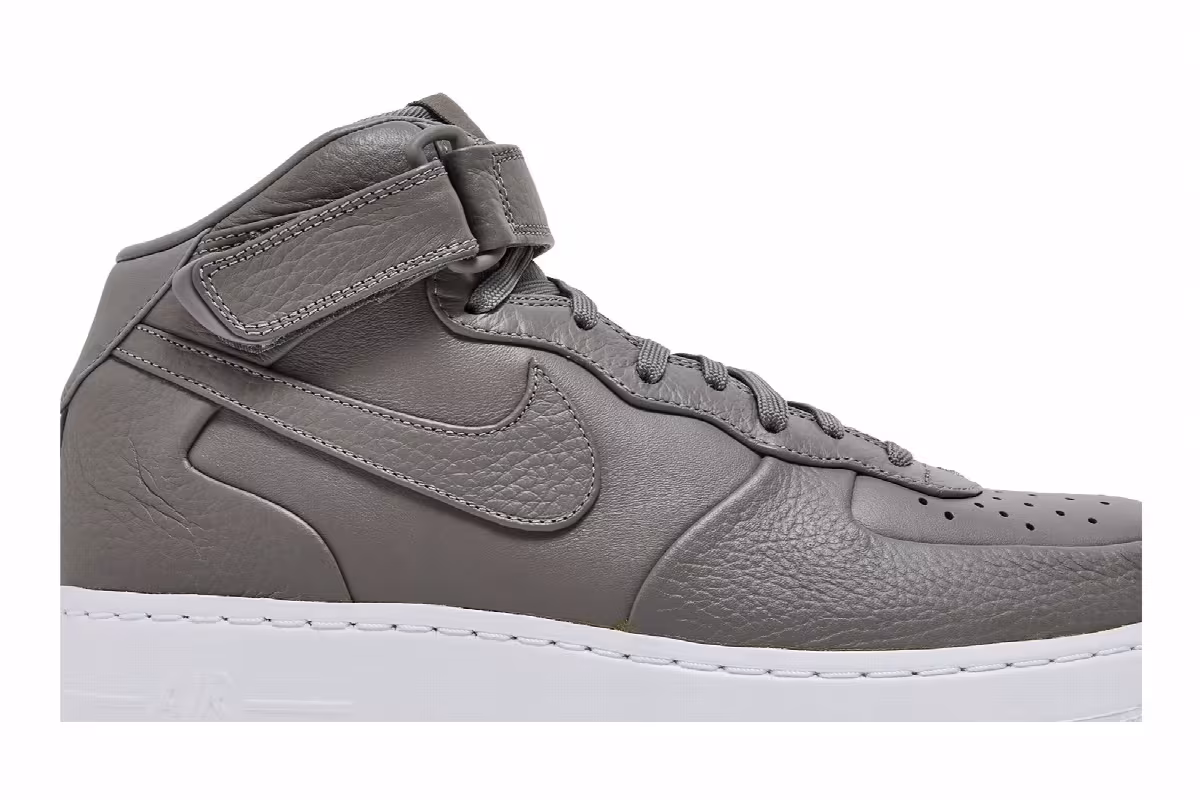 NikeLab Air Force 1 Mid Light Charcoal, view 3