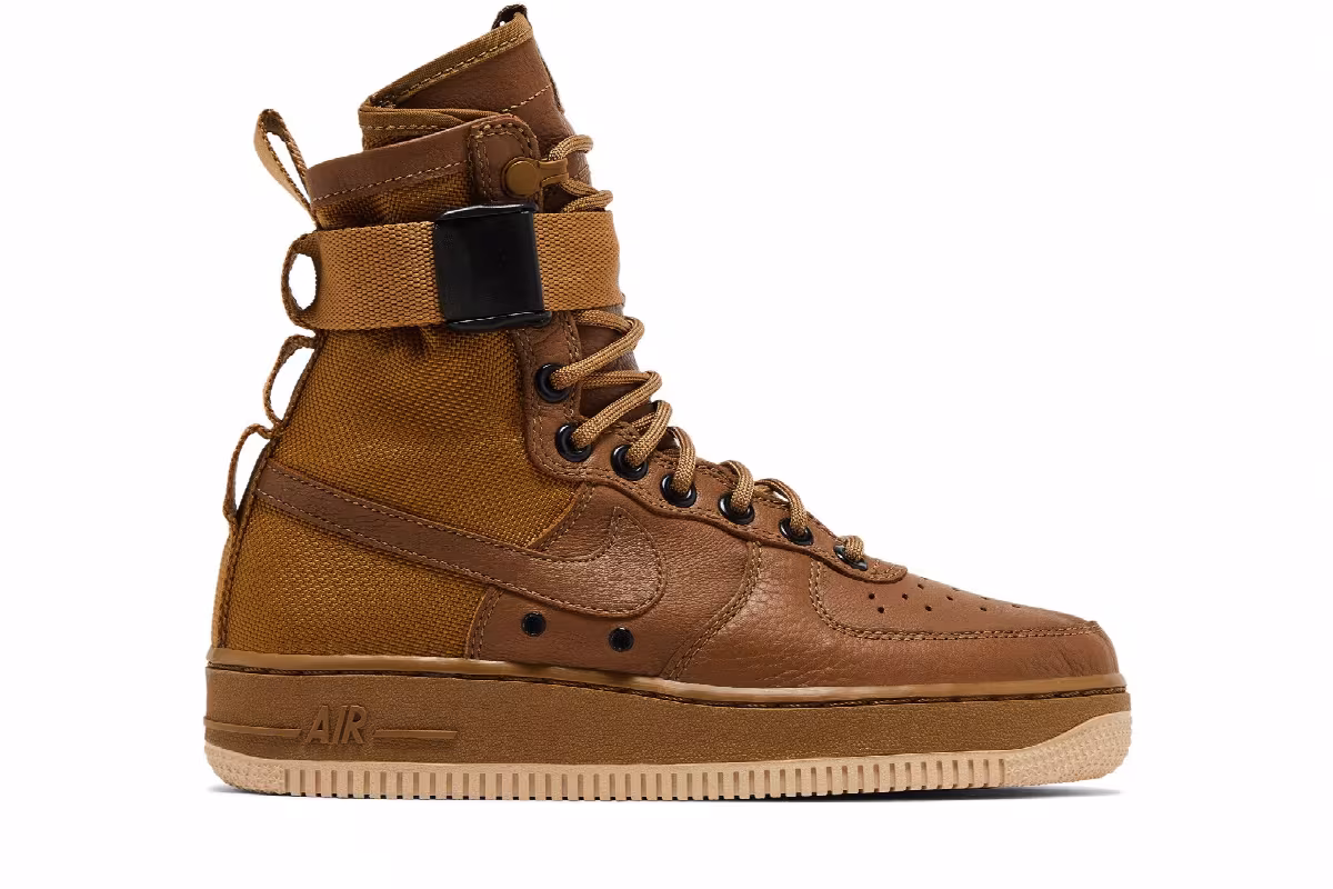 Nike Women's SF Air Force 1 High Golden Beige, view 2
