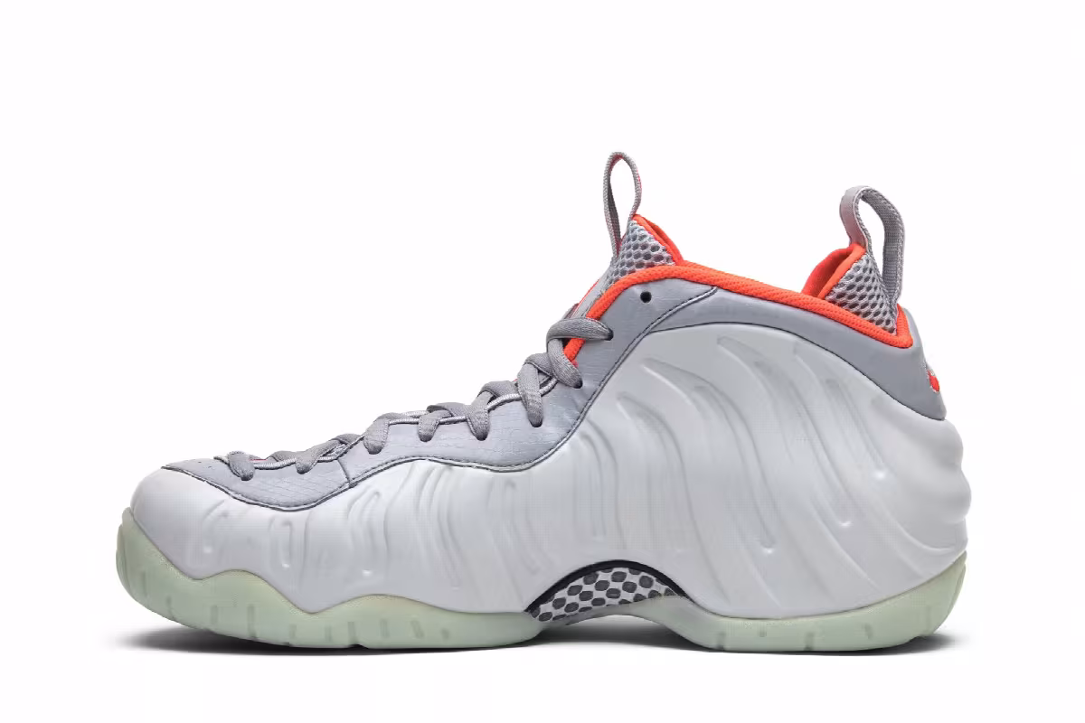 Nike Air Foamposite Pro Premium Pure Platinum, view 4