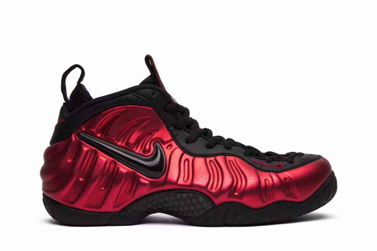 Nike Air Foamposite Pro University Red 2016, view 2