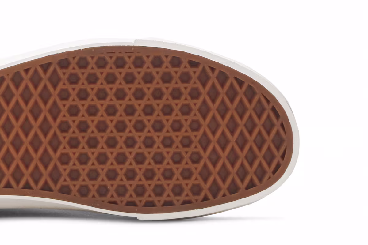 Vans Old Skool 36 DX Skulls, view 6