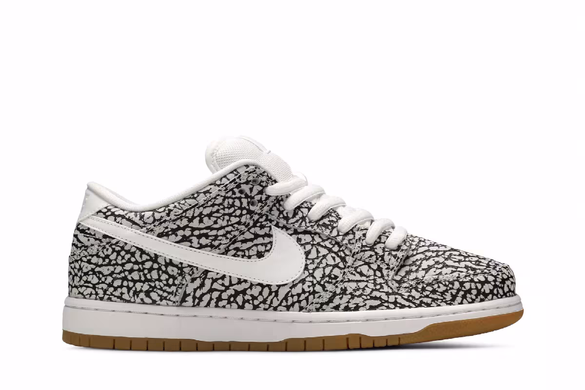 Nike SB Dunk Low Road, view 2