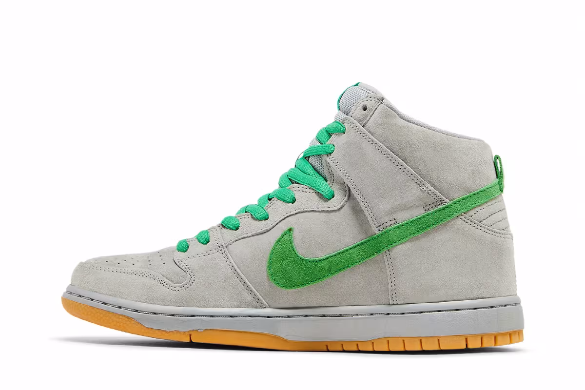 Nike SB Dunk High Silver Box, view 4